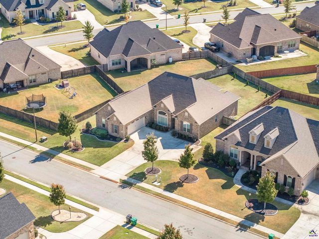 803 Kyler Lane, Bonaire, GA 31005