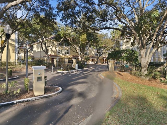 3114 LEGACY LAKE DRIVE 3114, Maitland, FL 32751