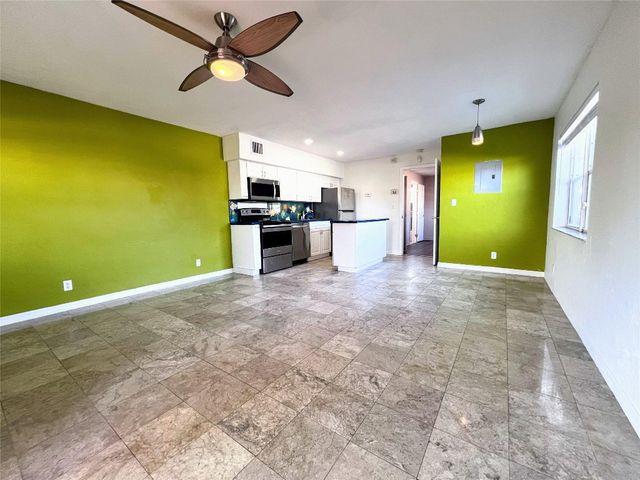 758 NE 13th Court 1, Fort Lauderdale, FL 33304