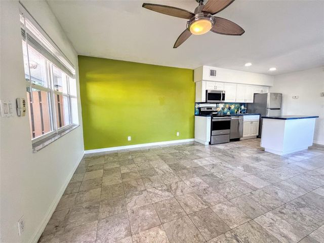 758 NE 13th Court 1, Fort Lauderdale, FL 33304