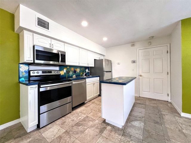 758 NE 13th Court 1, Fort Lauderdale, FL 33304