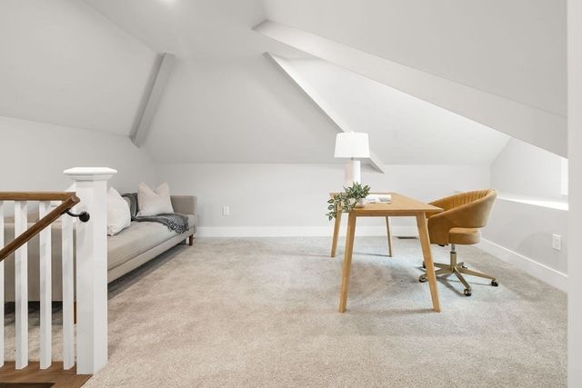 27 Connecticut Ave, Natick, MA 01760