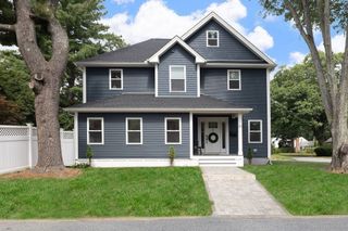 27 Connecticut Ave, Natick, MA 01760