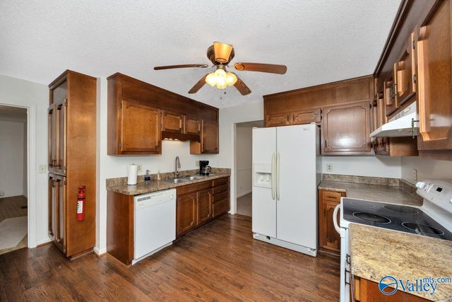 2134 Ready Section Road, Toney, AL 35773