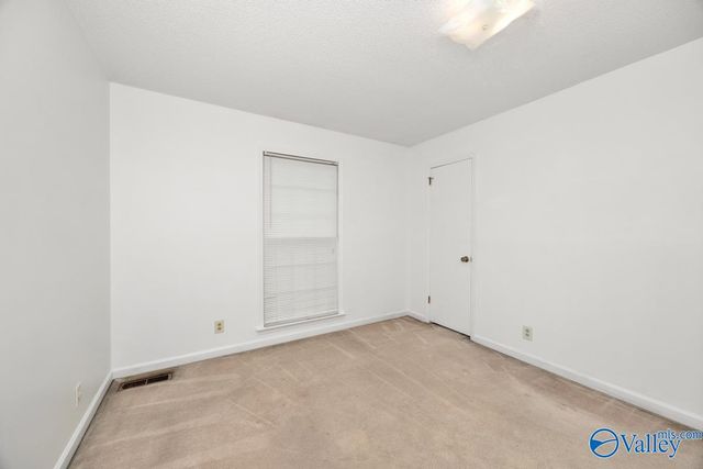 2134 Ready Section Road, Toney, AL 35773