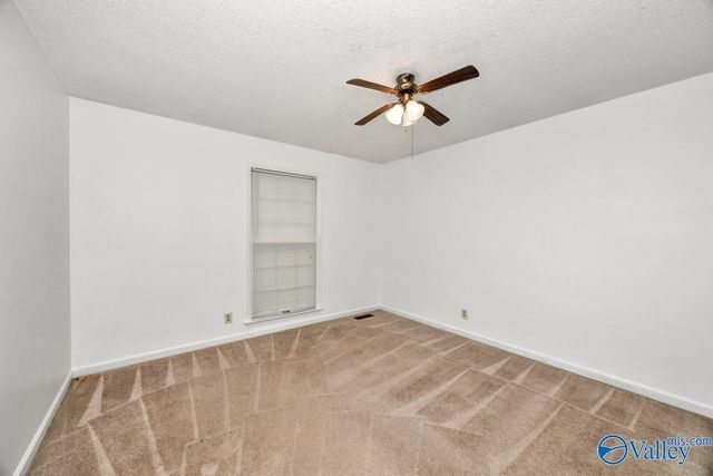 2134 Ready Section Road, Toney, AL 35773