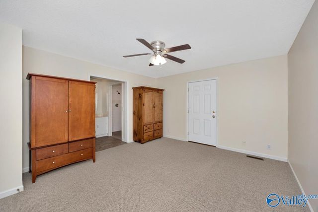 2134 Ready Section Road, Toney, AL 35773