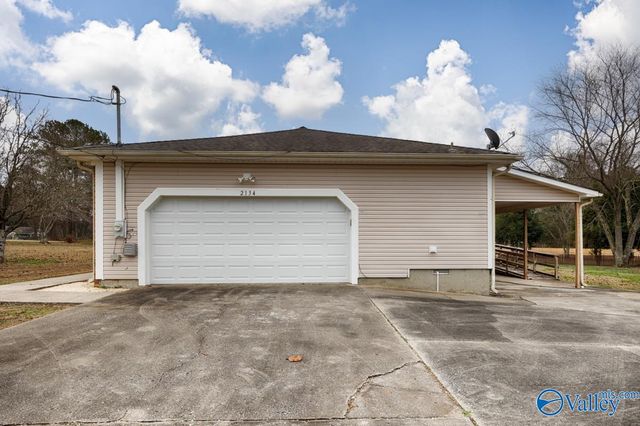 2134 Ready Section Road, Toney, AL 35773