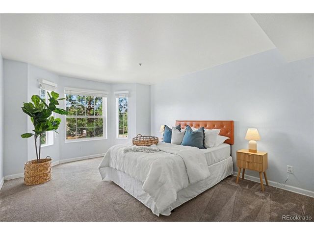 12304 W Cross Dr 201, Littleton, CO 80127