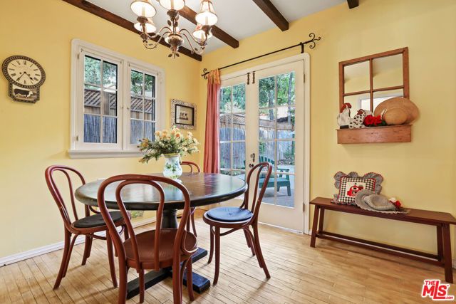 1242 N Isabel Street, Glendale, CA 91207