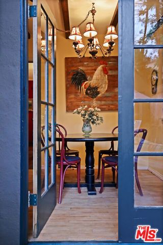 1242 N Isabel Street, Glendale, CA 91207