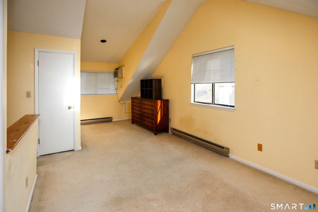 19 Woodway Road 16, Stamford, CT 06907