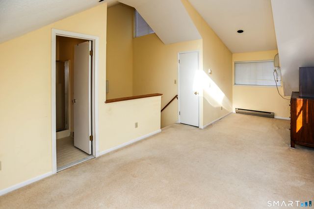 19 Woodway Road 16, Stamford, CT 06907