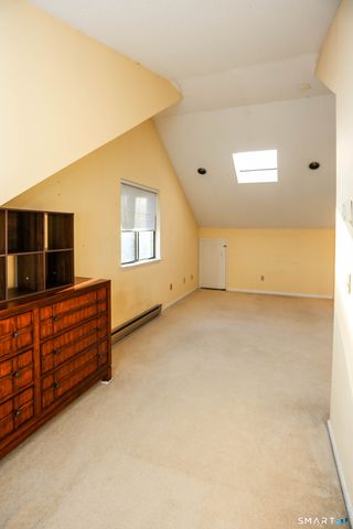 19 Woodway Road 16, Stamford, CT 06907