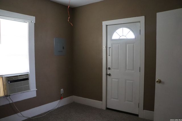 207 W Franciscan, San Antonio, TX 78204