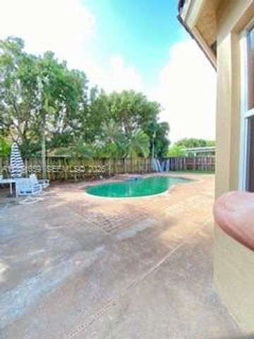 1906 SE 18th Street, Homestead, FL 33035