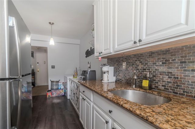 679 Warburton Avenue 6K, Yonkers, NY 10701