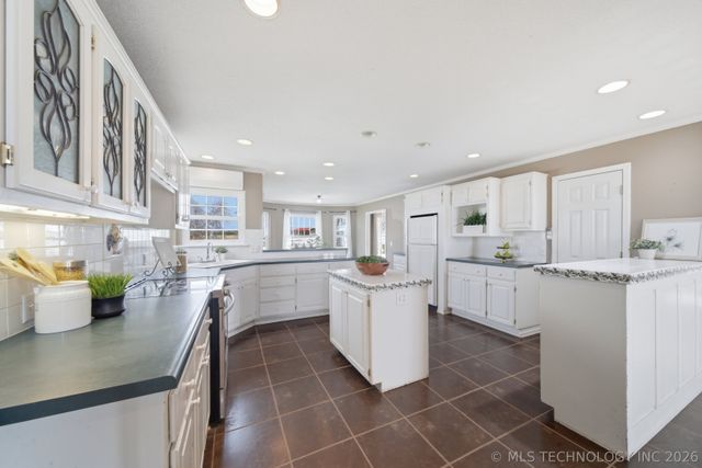 14011 S 177th West Avenue, Kellyville, OK 74039