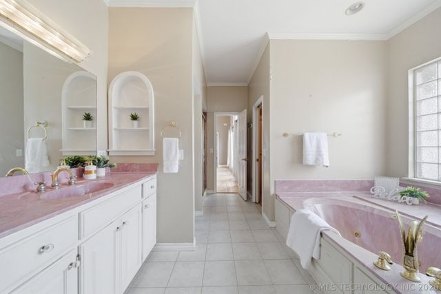 14011 S 177th West Avenue, Kellyville, OK 74039