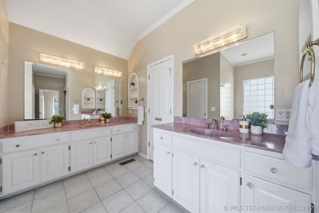 14011 S 177th West Avenue, Kellyville, OK 74039