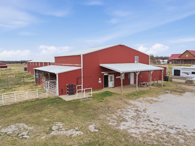 14011 S 177th West Avenue, Kellyville, OK 74039