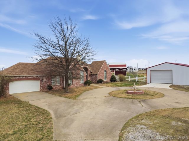 14011 S 177th West Avenue, Kellyville, OK 74039