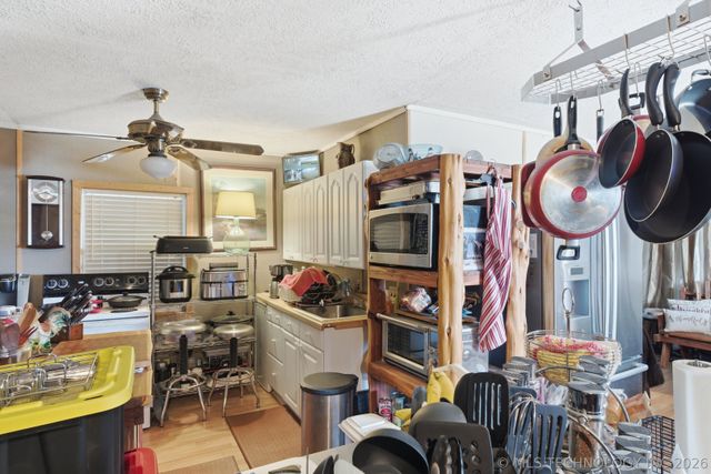 14011 S 177th West Avenue, Kellyville, OK 74039