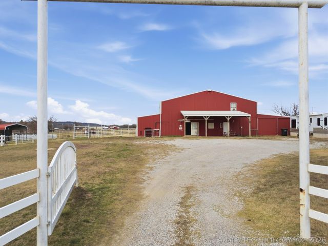 14011 S 177th West Avenue, Kellyville, OK 74039