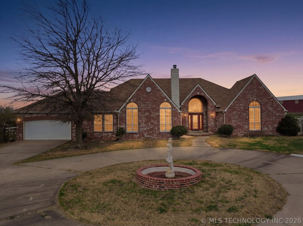 14011 S 177th West Avenue, Kellyville, OK 74039