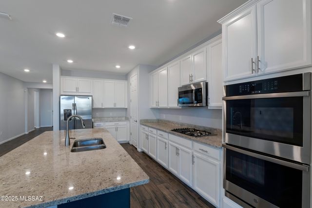 12867 E Pantano View Drive, Vail, AZ 85641