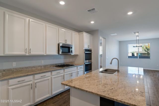 12867 E Pantano View Drive, Vail, AZ 85641