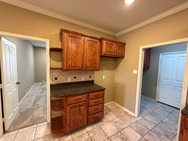 6128 79th Street, B, Lubbock, TX 79424