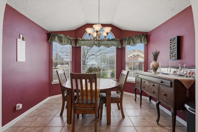 1770 Cerro Crestado Drive NW, Los Lunas, NM 87031