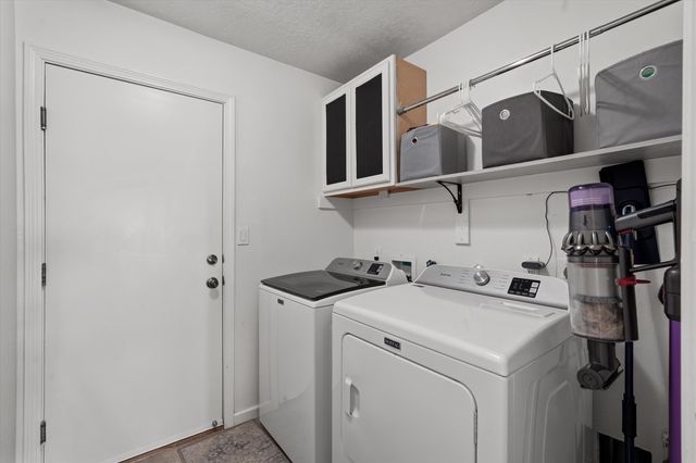 1770 Cerro Crestado Drive NW, Los Lunas, NM 87031