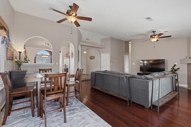 1770 Cerro Crestado Drive NW, Los Lunas, NM 87031