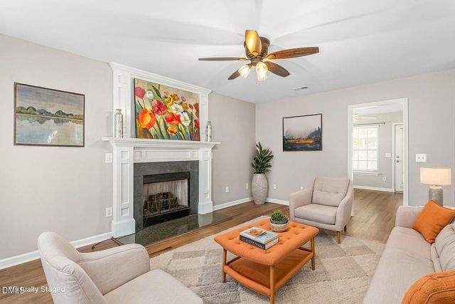 816 Hawthorn Ridge Drive, Whitsett, NC 27377