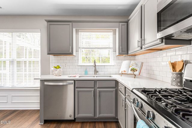 816 Hawthorn Ridge Drive, Whitsett, NC 27377