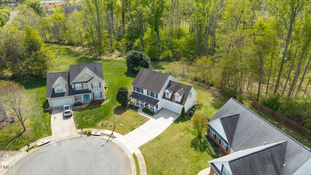 816 Hawthorn Ridge Drive, Whitsett, NC 27377