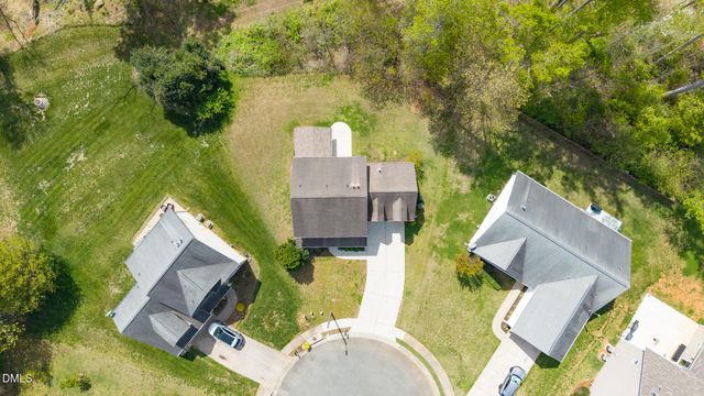 816 Hawthorn Ridge Drive, Whitsett, NC 27377