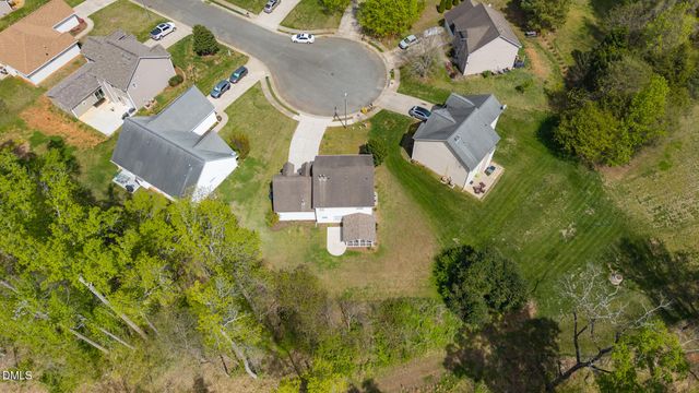 816 Hawthorn Ridge Drive, Whitsett, NC 27377