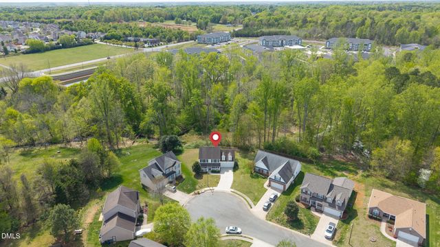 816 Hawthorn Ridge Drive, Whitsett, NC 27377