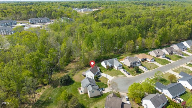816 Hawthorn Ridge Drive, Whitsett, NC 27377