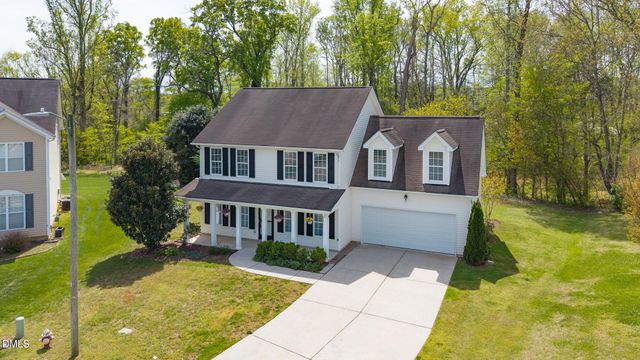 816 Hawthorn Ridge Drive, Whitsett, NC 27377