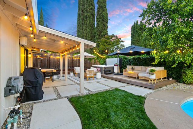 6755 Connemara Cir, Citrus Heights, CA 95621