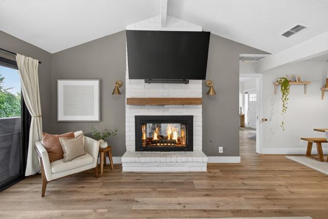 6755 Connemara Cir, Citrus Heights, CA 95621