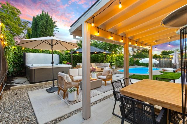 6755 Connemara Cir, Citrus Heights, CA 95621