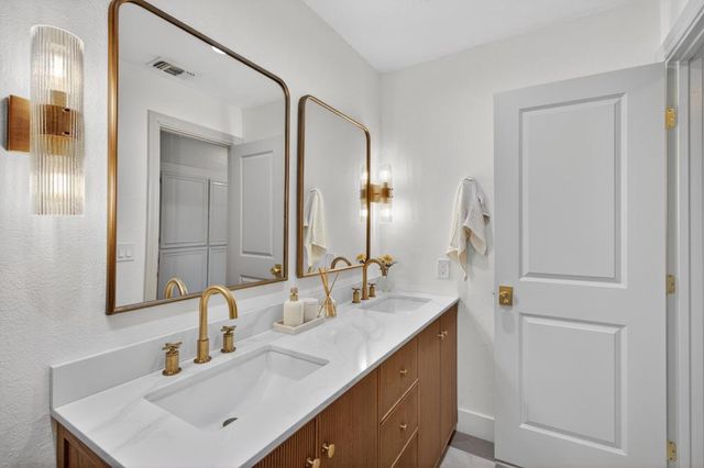 6755 Connemara Cir, Citrus Heights, CA 95621