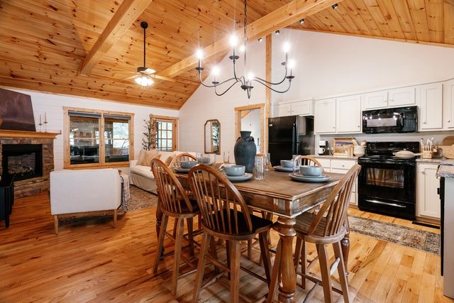 118 Matrix Lane, Ellijay, GA 30540