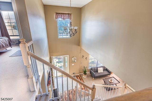 6 Kyle Dr, Lopatcong Twp., NJ 08865