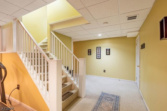 6 Kyle Dr, Lopatcong Twp., NJ 08865